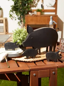 Realistic Pig and Piglets Sculpture - Farm Animal Decor for Home and Garden